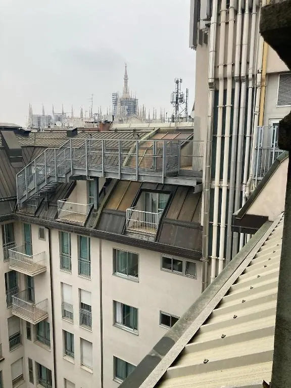 Comecasa 2 Bedrooms Apartment 450Mt From Duomo Milão Itália