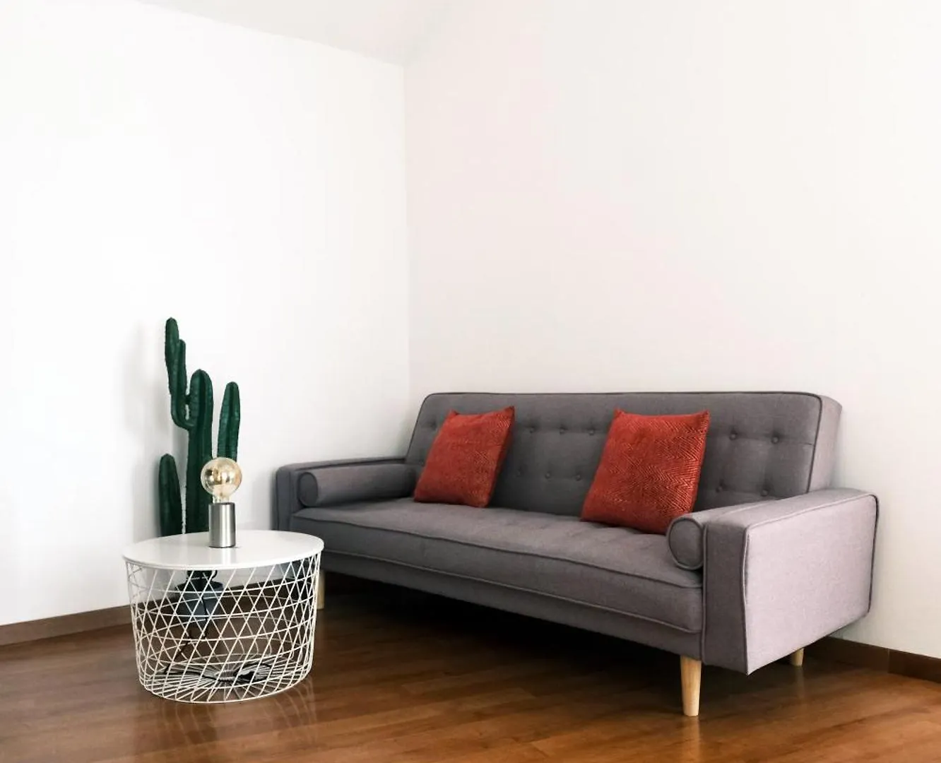 Comecasa 2 Bedrooms Apartment 450Mt From Duomo Milan Italy
